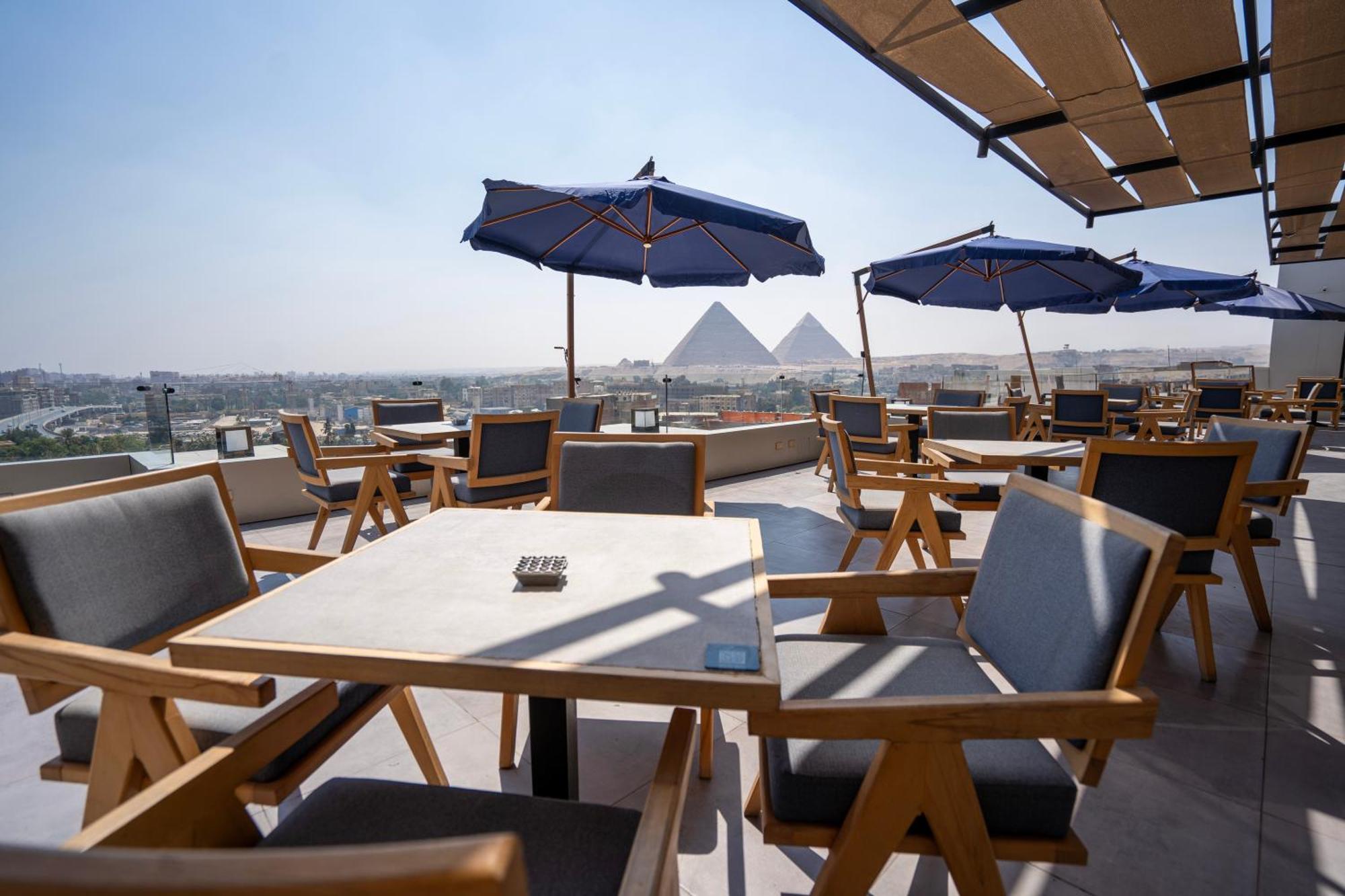 Pyramids 4* Al Kawm al Akhdar